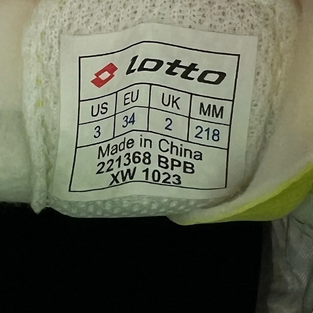 Lotto Solista 700 VIII FG Firm Ground kids‎ Soccer Cleat White yellow size 3